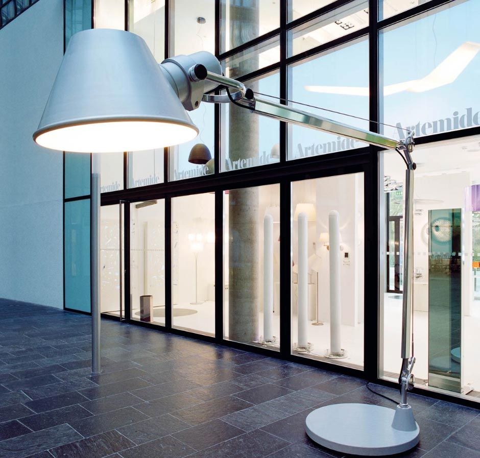 Artemide Tolomeo XXL Outdoorleuchte mit Bodenenbausatz - Ausstellungsstück