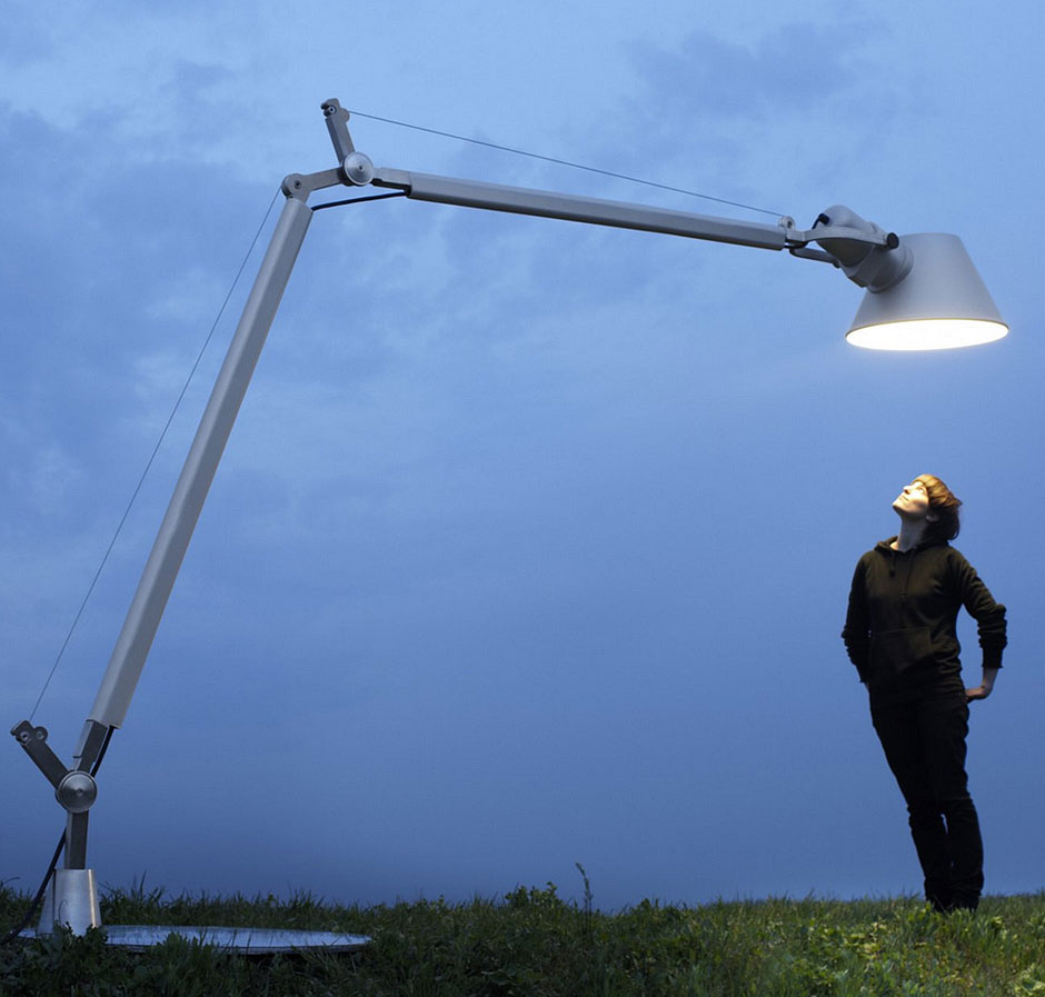 Artemide Tolomeo XXL Outdoorleuchte mit Bodenenbausatz - Ausstellungsstück